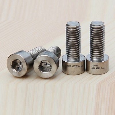 Bu lông lục giác chìm M5x25 Din912 thép TITAN Bu lông lục giác chìm M5x25 Din912 thép TITAN